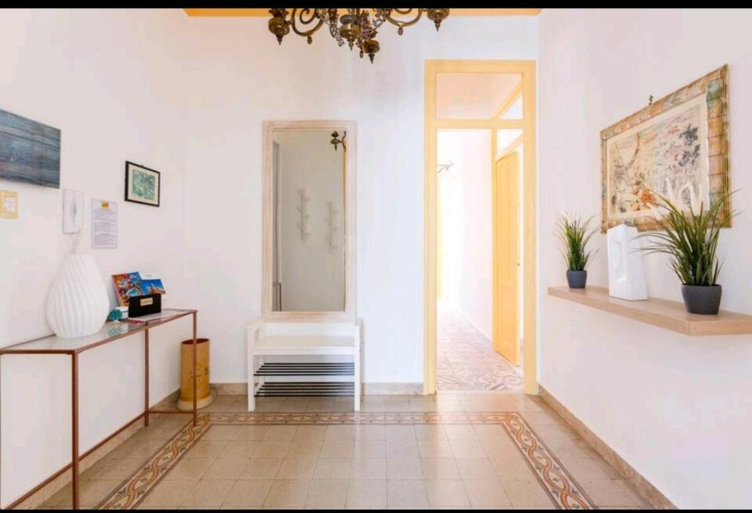 Merlo House - Inside The Historical Center Palermo Exterior foto
